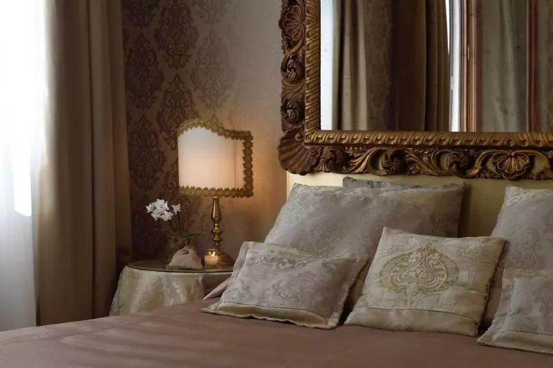 اتاق لوکس با چشم‌انداز دریاچه, Metropole Venezia