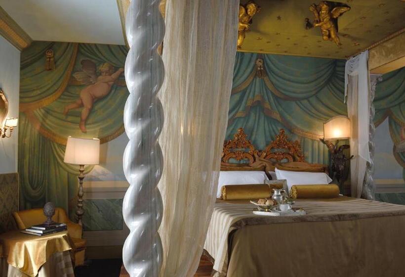 سوئیت جونیور با چشم‌انداز باغ, Metropole Venezia