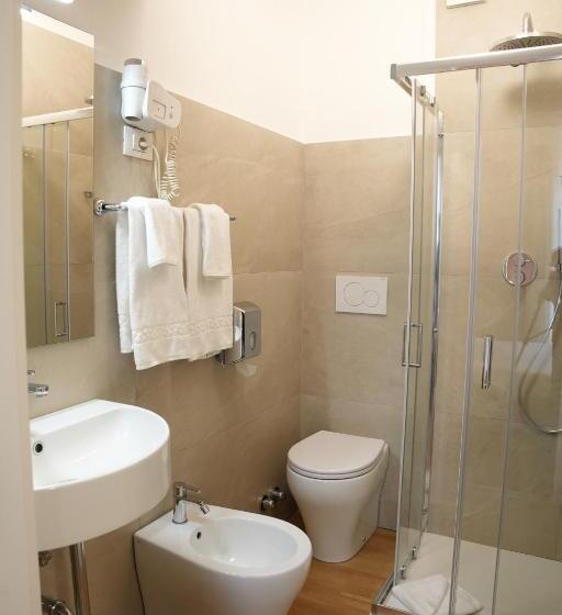 غرفة أساسية, Montevecchio