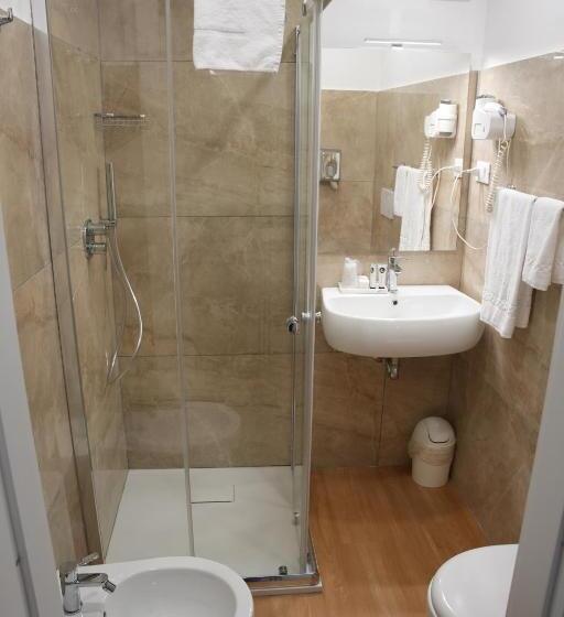 غرفة أساسية, Montevecchio