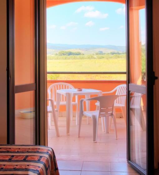 패밀리 룸, Palme Gemelle