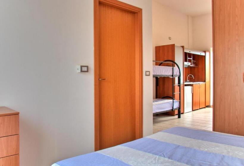 수피리어 패밀리 룸, Palme Gemelle