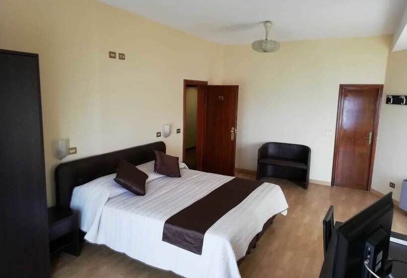 Номер Стандарт Трехместный, Park Mar Grande