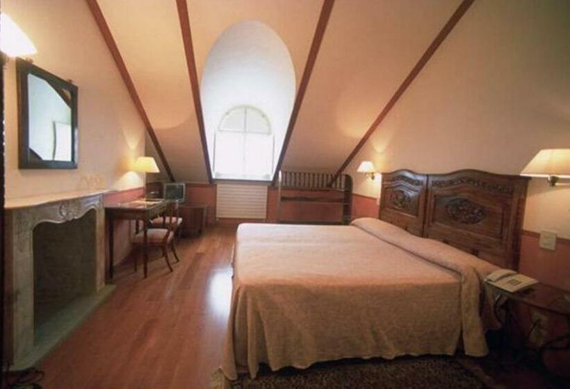 غرفة كومفورت, Roma E Rocca Cavour