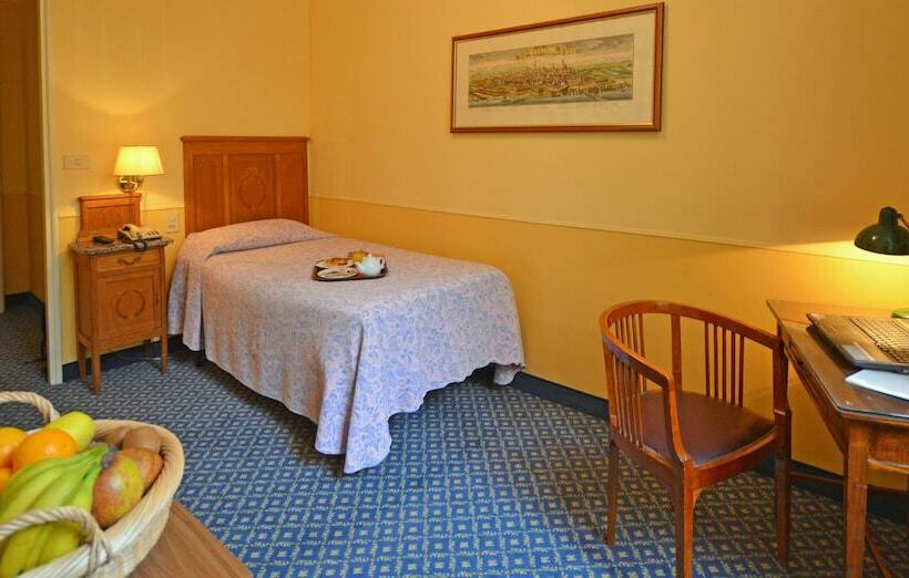 غرفة أساسية فردية, Roma E Rocca Cavour