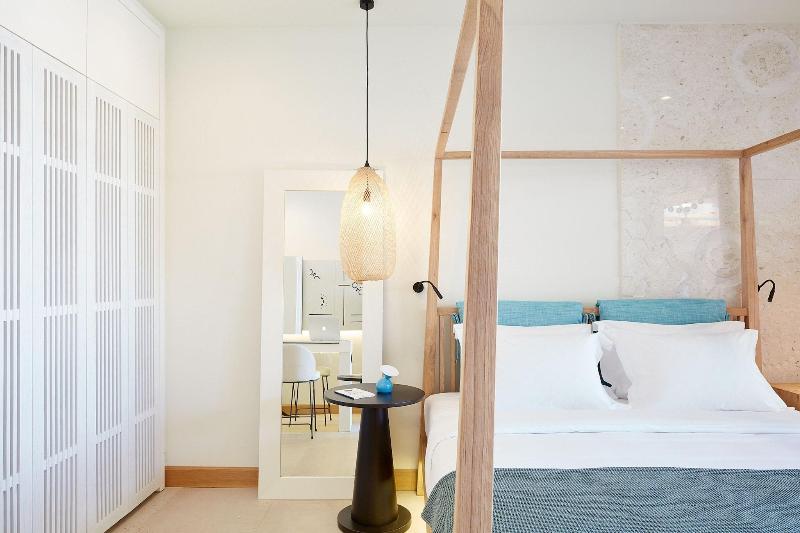 غرفة كلاسيكية, Roma E Rocca Cavour