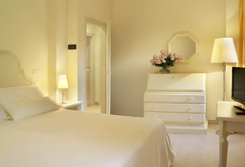 基本间, Sina Astor