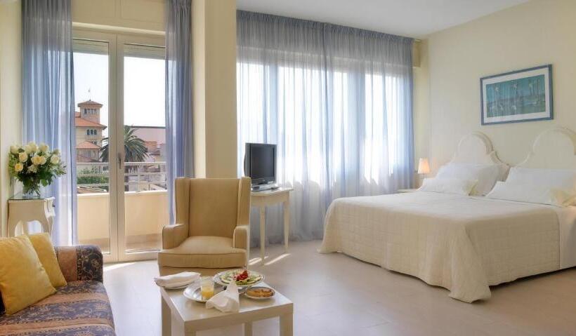 小型套房, Sina Astor