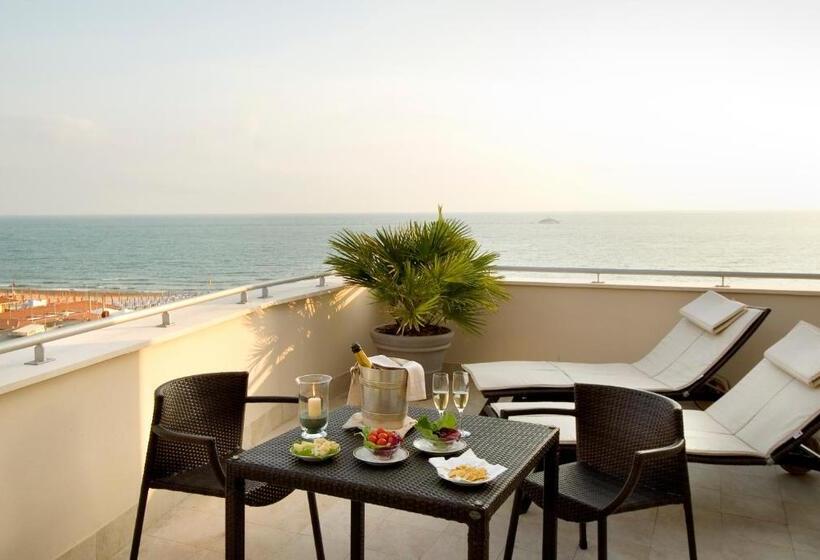 Deluxe Suite Sea View, Sina Astor