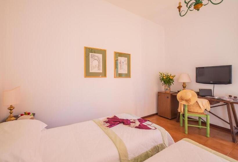 古典房间, Villa Sirina