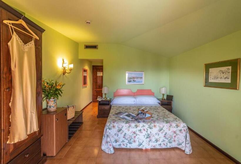 高级海景房, Villa Sirina