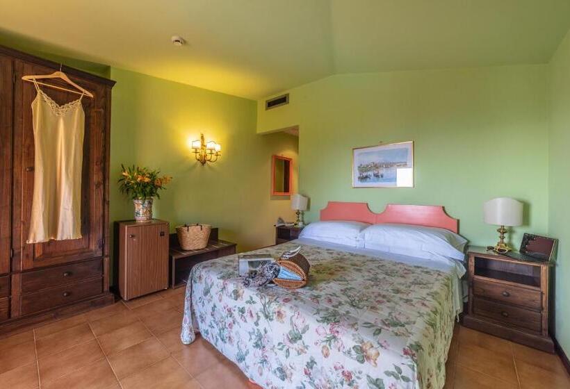 高级海景房, Villa Sirina