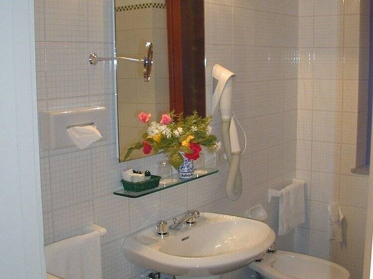 小型套房带海景, Villa Sirina