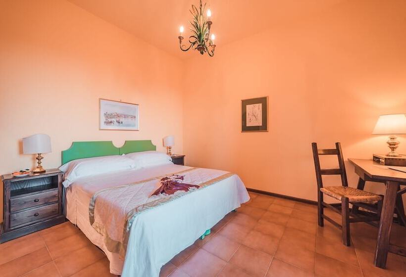 高级海景房, Villa Sirina