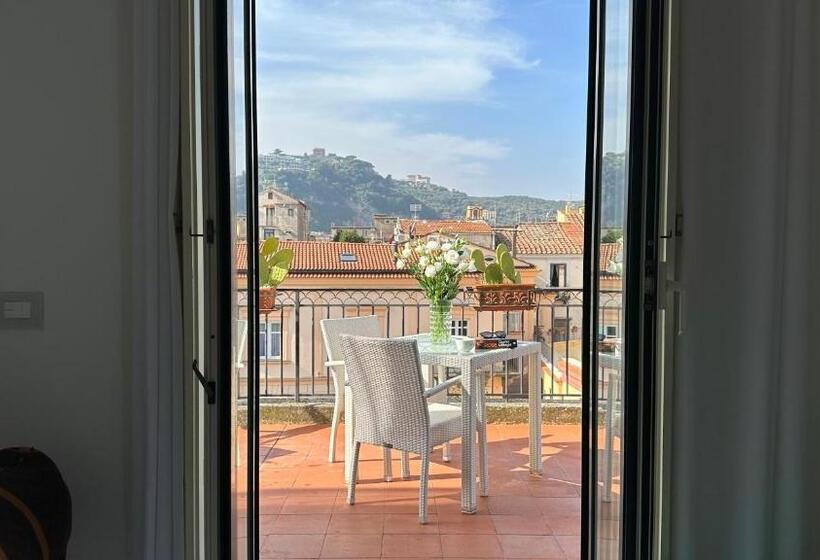 스탠다드 테라스 룸, Villa Di Sorrento