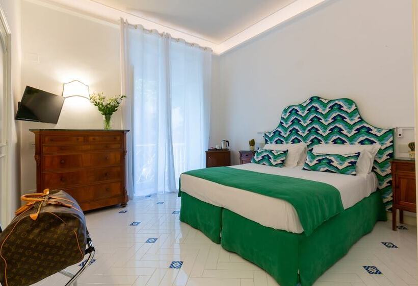 舒适三人间, Villa Di Sorrento