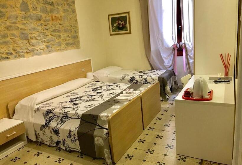 スタンダード4人部屋, La Speranza Hotel Grazzini