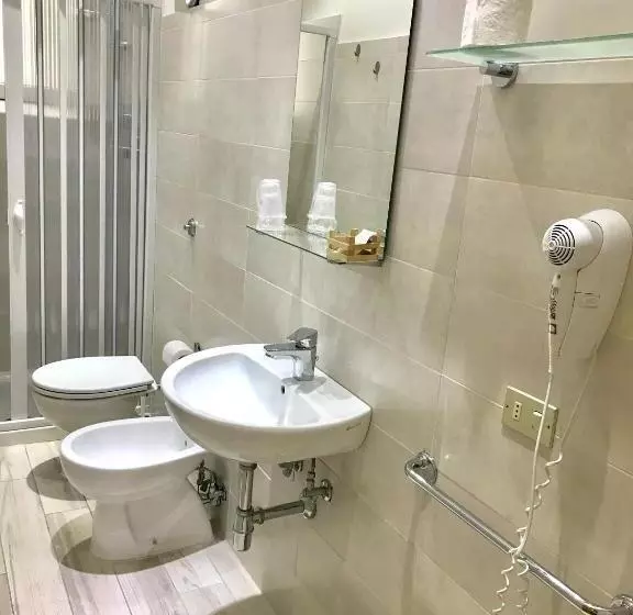 スタンダード４人部屋, La Speranza Hotel Grazzini