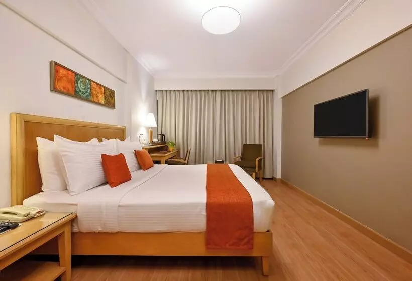 デラックスルーム, Fariyas Hotel Mumbai , Colaba