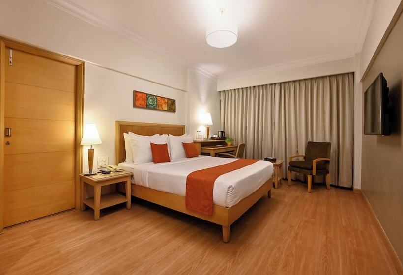 اتاق لوکس, Fariyas Hotel Mumbai , Colaba