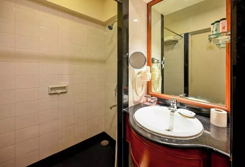 エクゼクティブルーム, Fariyas Hotel Mumbai , Colaba