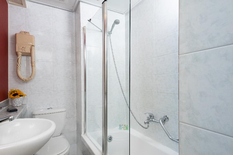 可观海景的舒适型房间, Leonardo Beach Tel Aviv