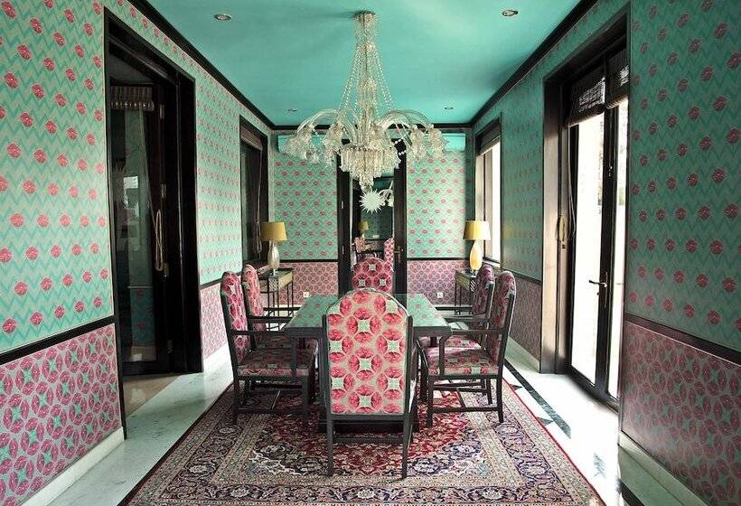 スタンダードルーム, Rajmahal Palace Raas