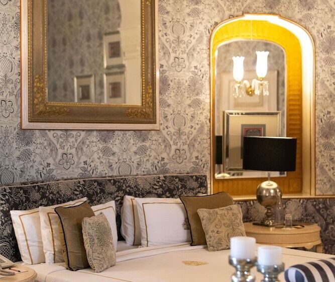 スタンダードルーム, Rajmahal Palace Raas