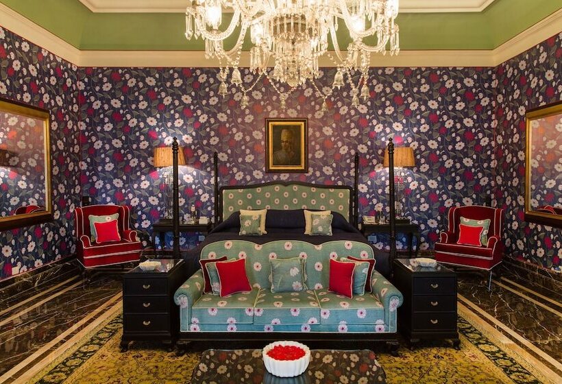 标准间, Rajmahal Palace Raas