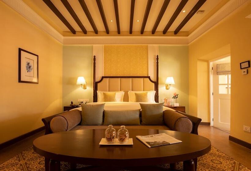 디럭스 룸 가든 전망, Savoy  Ihcl Seleqtions