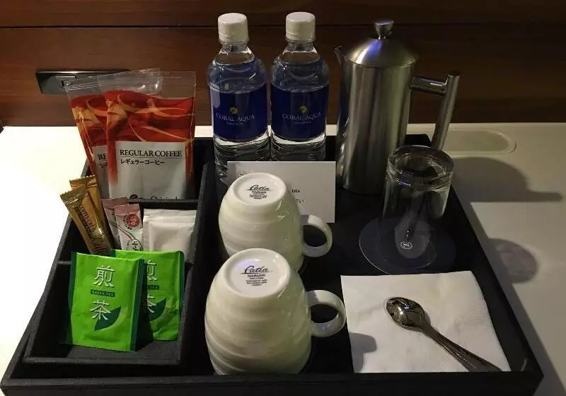 オーシャンビュースタンダードルーム, Sheraton Okinawa Sunmarina Resort