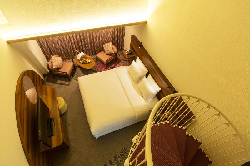 Стандартный Номер Кровать Кинг, Sheraton Okinawa Sunmarina Resort