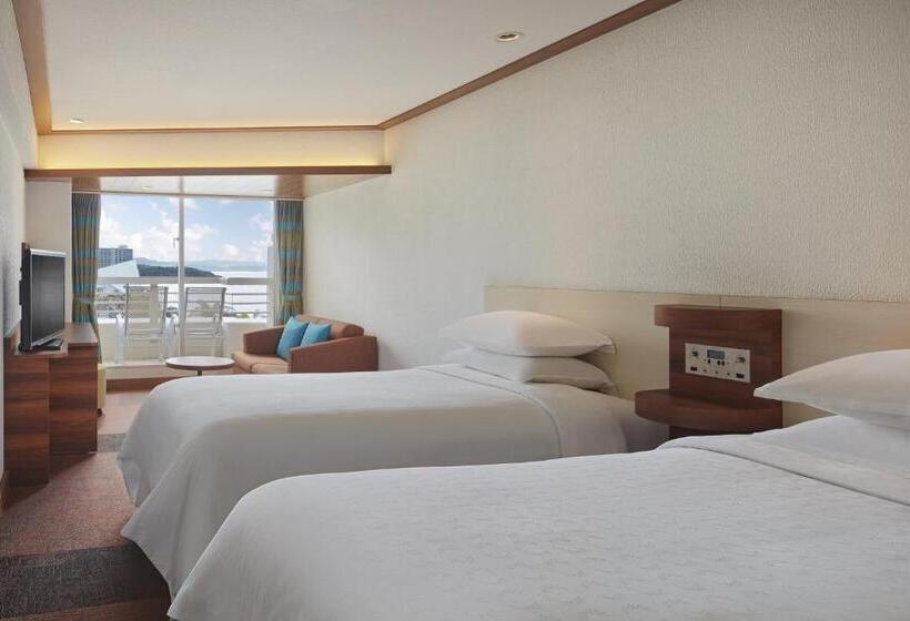 Номер Deluxe Вид на Море, Sheraton Okinawa Sunmarina Resort