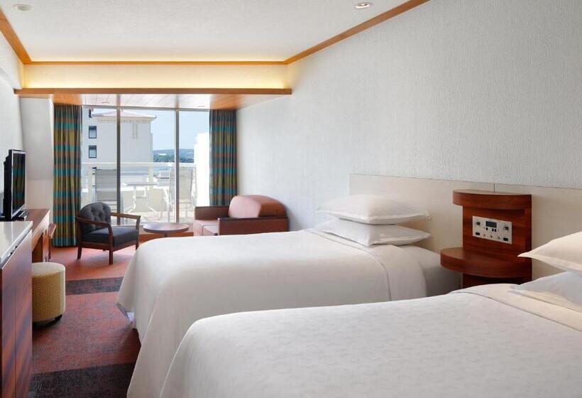 Номер Стандарт с Балконом, Sheraton Okinawa Sunmarina Resort