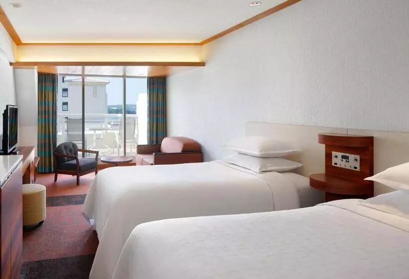 バルコニー付きスタンダードルーム, Sheraton Okinawa Sunmarina Resort