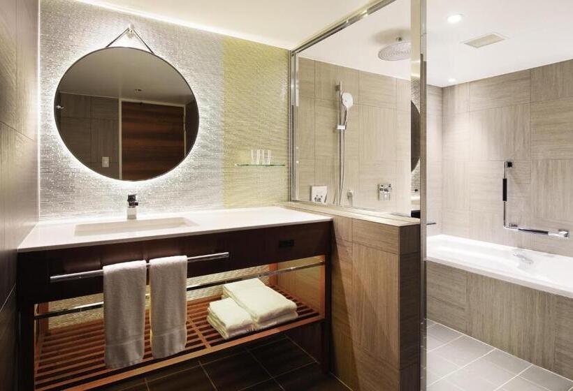 Люкс Вид на Море, Sheraton Okinawa Sunmarina Resort