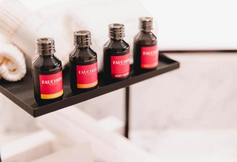 اتاق سوپریور با چشمانداز کوهستان, Fauchon Hotel Kyoto   A Member Of The Leading Hotels Of The World