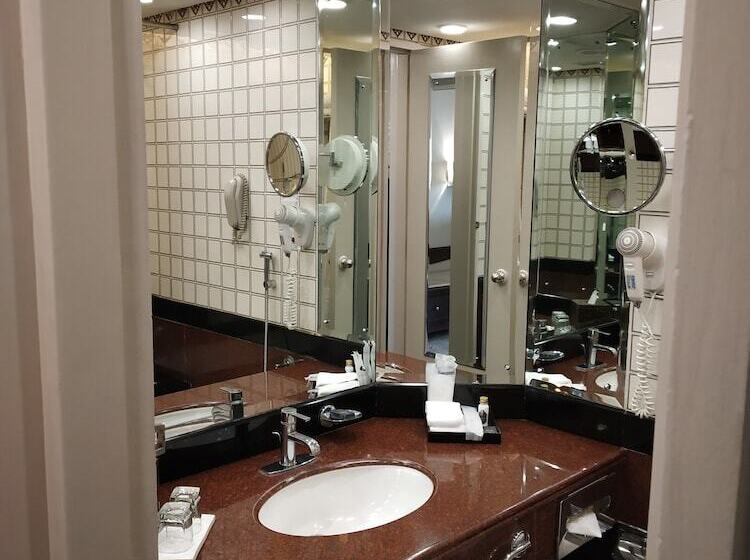 اتاق کلاب, Taj Bengal