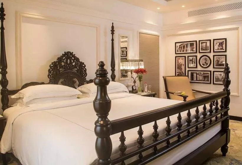 Suite Deluxe, Taj Bengal