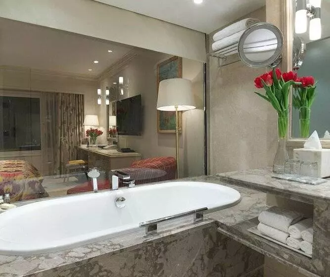 デラックススイート, Taj Palace, New Delhi
