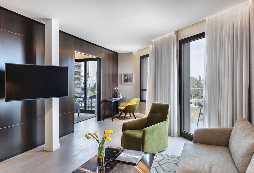 סוויטה, The Inbal Jerusalem