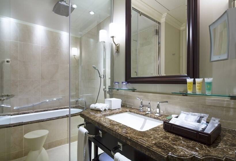 수피리어 룸, The Tokyo Station