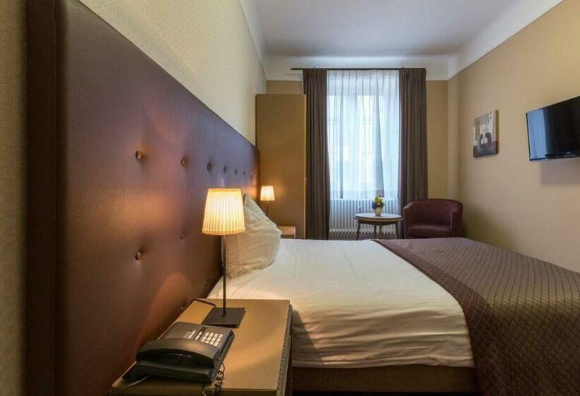 اتاق عادی, Beau Séjour