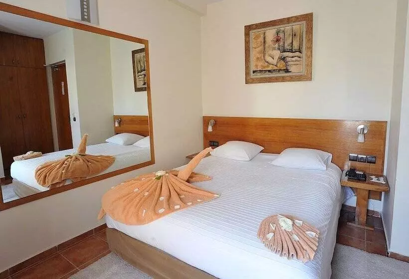اتاق استاندارد, Casablanca Suites & Spa