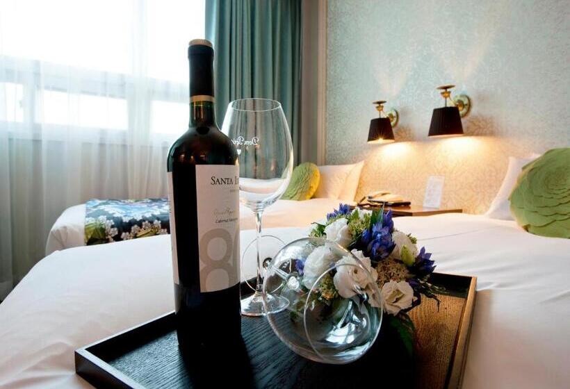 Quarto deluxe, Central Tourist