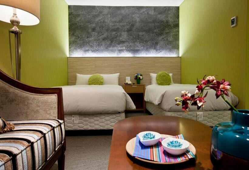 Quarto Familiar Deluxe, Central Tourist