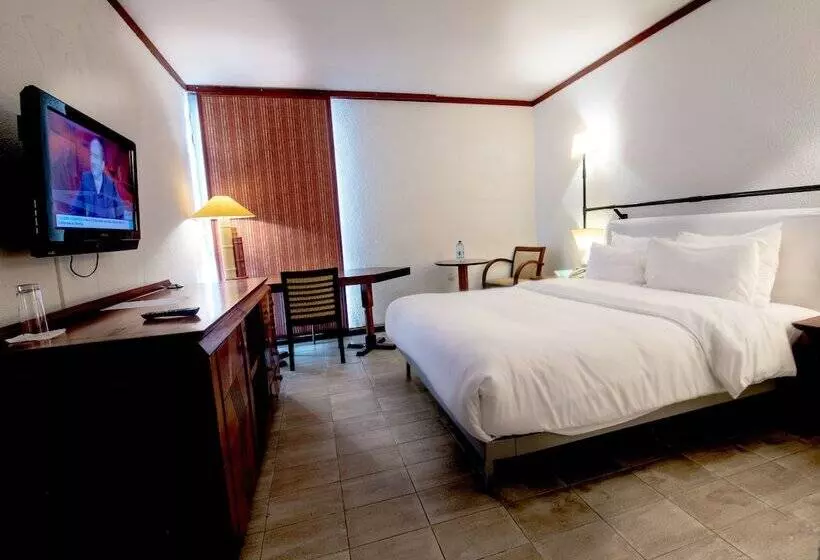 سوییت جونیور, Douala Rabingha
