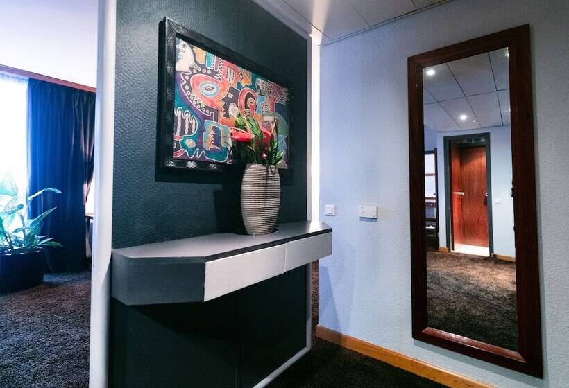 سوییت سوپریور, Douala Rabingha