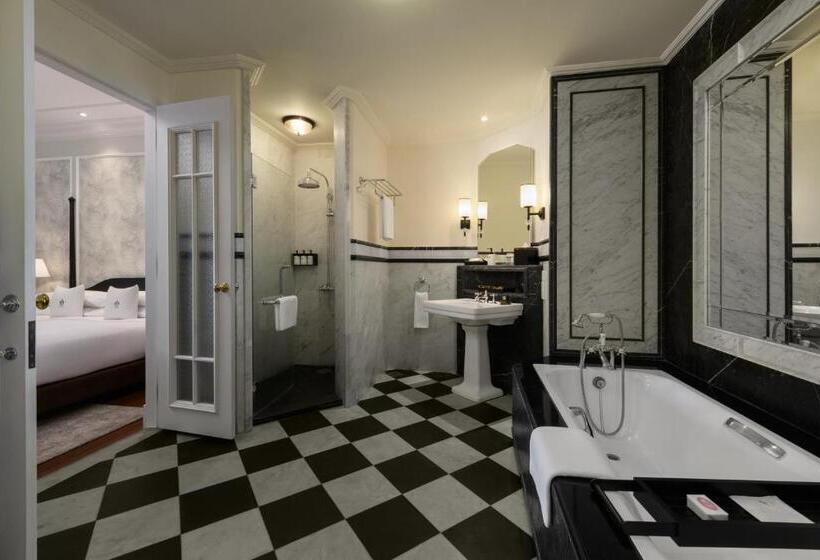 סוויטה דלוקס, Eastern And Oriental