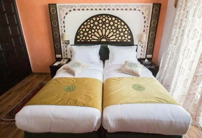 اتاق سوپریور یک تخته, El Minzah